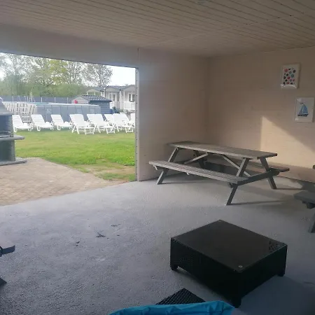 Holiday-camp * Rusinowo (Slawno)