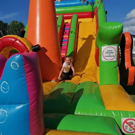 Holiday-camp Domek letniskowy Rusinowo (Slawno)