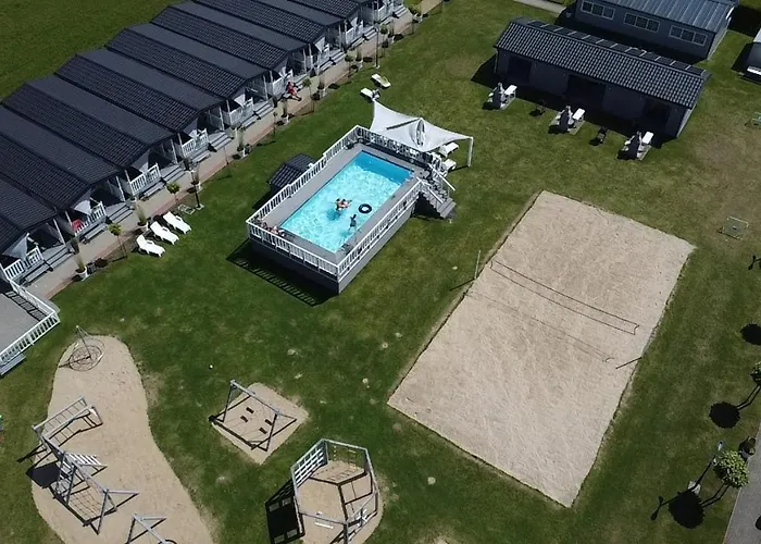 Holiday-camp * Rusinowo (Slawno)